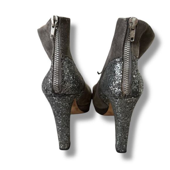 Boots Miu Miu Grey size 39 EU in Suede ( US 8) - Picture 4 of 15